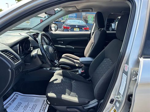 Used 2021 Mitsubishi Outlander Sport SE AWD/4WD image 7