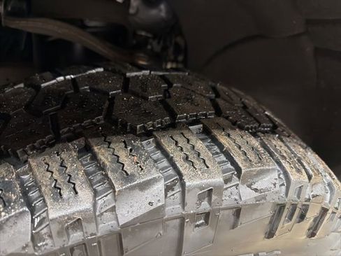 Used 2019 Chevrolet Silverado 1500 LT w/ All-Star Edition image 13