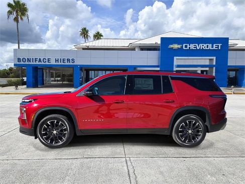 New 2026 Chevrolet Traverse LT w/ Sun and Wheel Package image 4