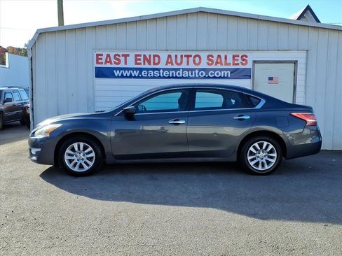 Used 2013 Nissan Altima 2.5 S image 2