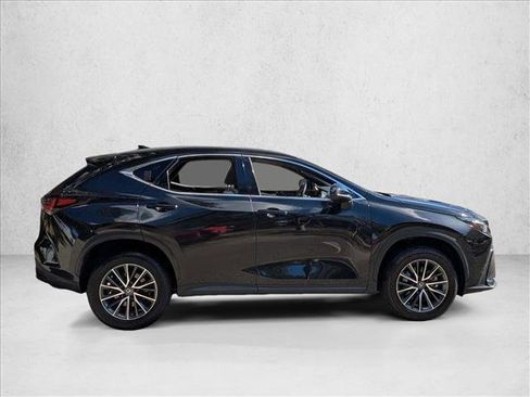 Used 2023 Lexus NX 250 FWD image 4