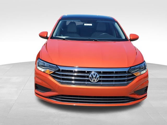 Used 2020 Volkswagen Jetta SE w/ SE Cold Weather Package FWD image 2