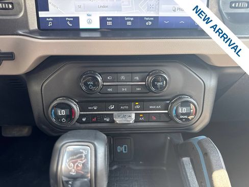 Used 2024 Ford Bronco Wildtrak AWD/4WD image 27