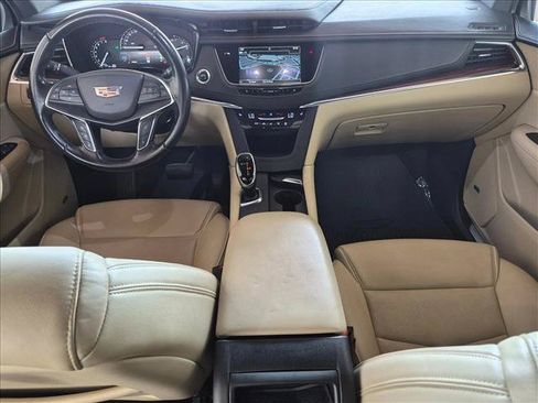 Used 2019 Cadillac XT5 Luxury AWD/4WD image 17