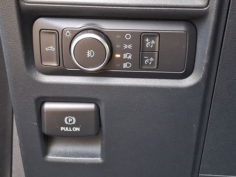 Used 2021 Ford F150 XL w/ STX Appearance Package AWD/4WD image 23