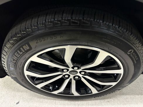 Certified 2025 Ford Explorer ST-Line image 7