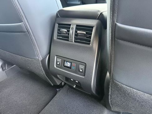 New 2026 Mitsubishi Outlander SEL FWD image 27