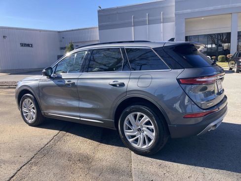 New 2026 Lincoln Corsair Premiere image 7