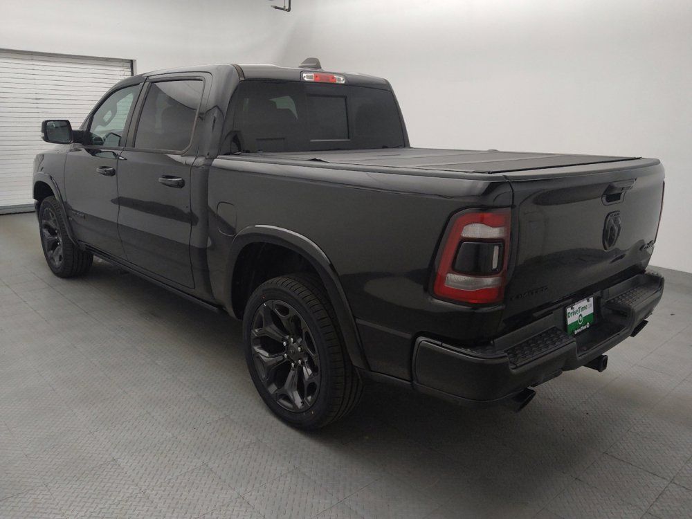 Used 2020 RAM 1500 Limited w/ Black Appearance Package AWD/4WD image 3