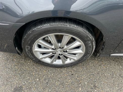 Used 2011 Lexus ES 350 image 9