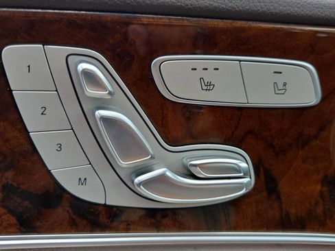 Used 2017 Mercedes-Benz E 300 image 18