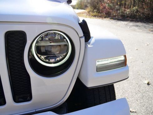 Used 2021 Jeep Wrangler Unlimited Sahara image 51