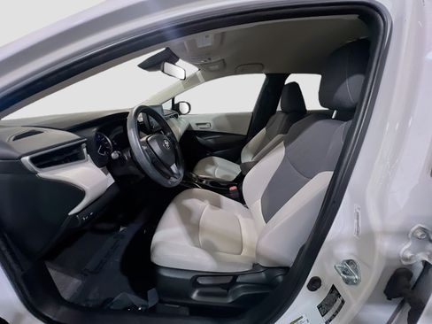 Used 2022 Toyota Corolla LE w/ Carpet Mat Package (TMS) FWD image 14