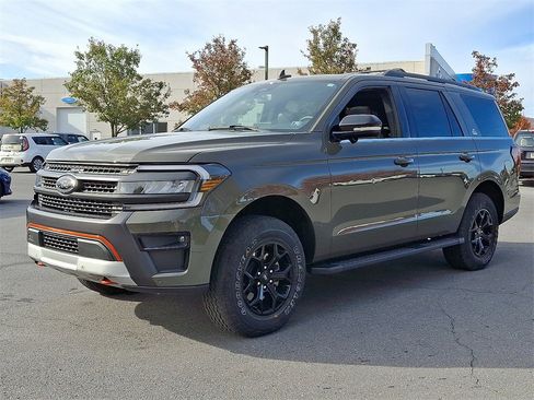 Used 2024 Ford Expedition Timberline image 6