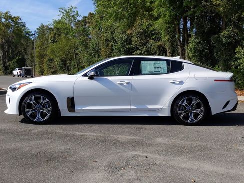 Used 2021 Kia Stinger GT-Line w/ Sun & Sound Package RWD image 7