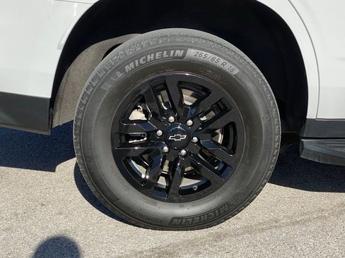 Used 2023 Chevrolet Tahoe LS AWD/4WD image 32