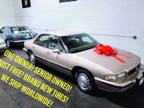 Used 1995 Buick Le Sabre Custom FWD image 1