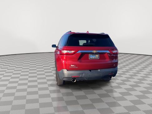 Used 2020 Chevrolet Traverse LT image 7