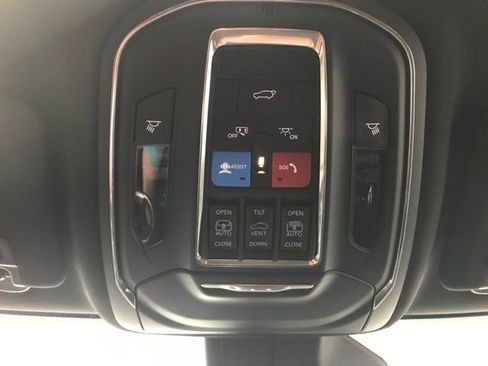 New 2025 Jeep Grand Cherokee Limited 4xe image 22