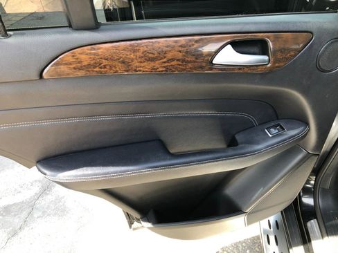 Used 2012 Mercedes-Benz ML 350 4MATIC image 34