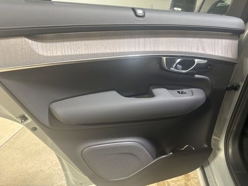 New 2026 Volvo XC90 B6 Ultra w/ Protection Package AWD/4WD image 20