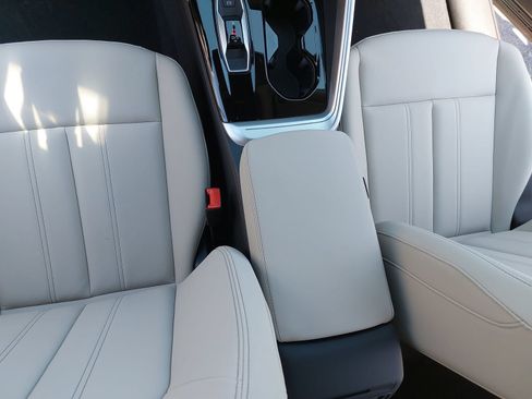 New 2026 Audi Q5 Premium Plus AWD/4WD image 28