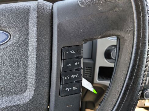 Used 2013 Ford F150 XLT image 15