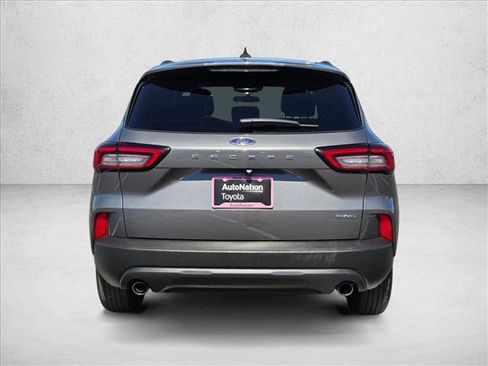 Used 2025 Ford Escape ST-Line image 7