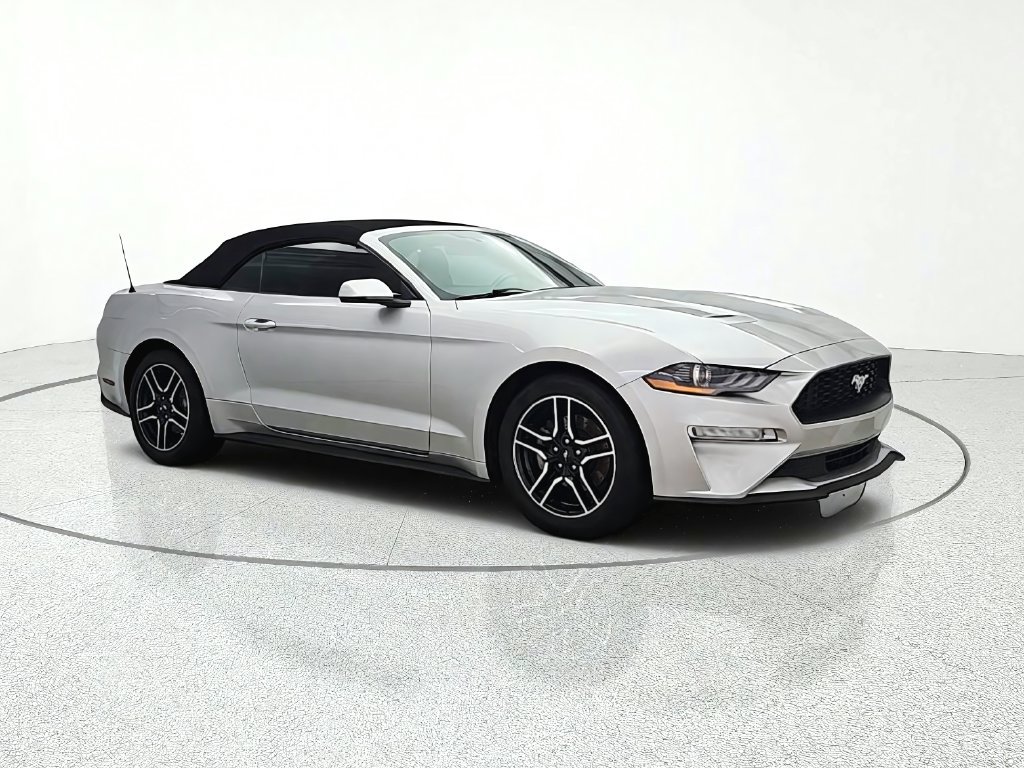 Used 2018 Ford Mustang Premium RWD image 9