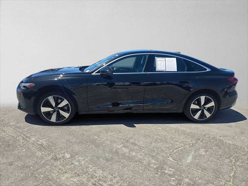 Used 2025 Audi A5 2.0T Prestige w/ 19" Wheel Package AWD/4WD image 6