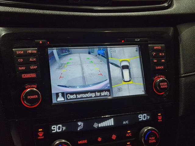 Used 2017 Nissan Rogue SV w/ SV Premium Package FWD image 13