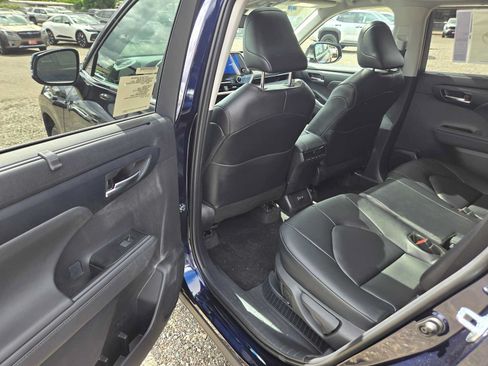 New 2026 Toyota Highlander XLE AWD/4WD image 15