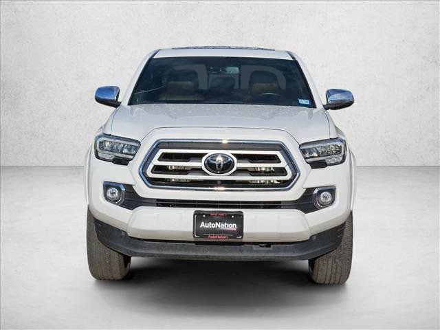 Used 2022 Toyota Tacoma Limited AWD/4WD image 2