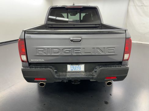 Used 2025 Honda Ridgeline RTL image 10