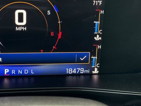 Used 2023 Chevrolet Colorado Z71 w/ Z71 Convenience Package 2 image 27