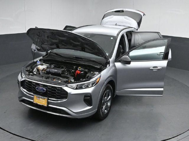 Certified 2024 Ford Escape ST-Line w/ Tech Pack #1 AWD/4WD image 54