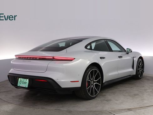 Used 2023 Porsche Taycan 4S w/ Premium Package AWD/4WD image 3