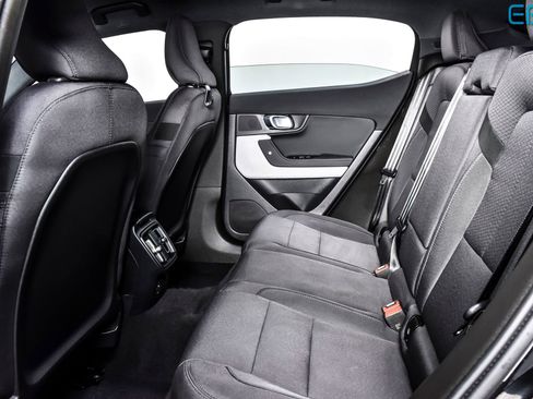 Used 2023 Polestar Polestar 2 w/ Pilot Pack AWD/4WD image 19