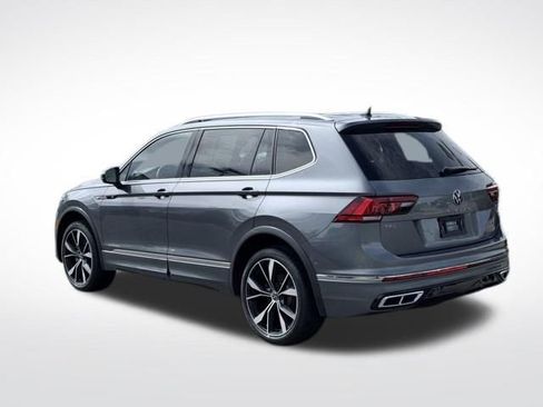Used 2023 Volkswagen Tiguan SEL R-Line AWD/4WD image 8
