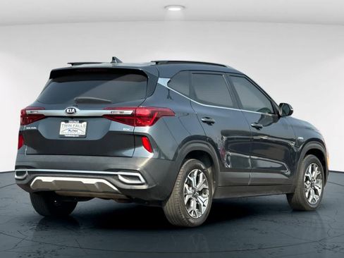 Used 2021 Kia Seltos EX AWD/4WD image 2
