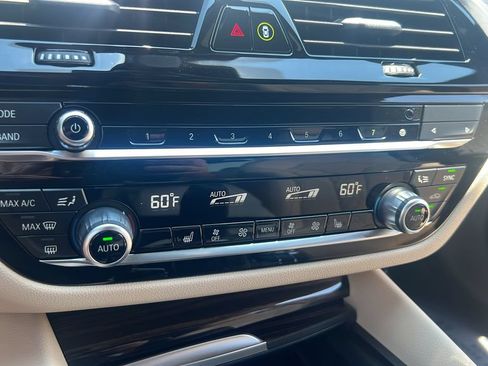 Used 2023 BMW 530e w/ Premium Package RWD image 23