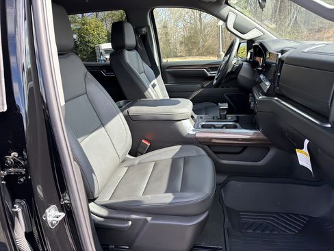 Used 2025 Chevrolet Silverado 1500 LT w/ All Star Edition Plus image 13