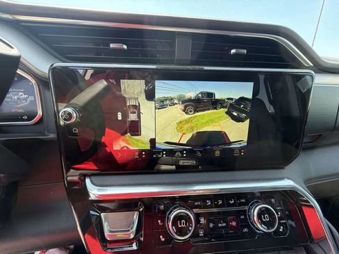 New 2026 GMC Sierra 2500 Denali w/ Denali Reserve Package AWD/4WD image 15