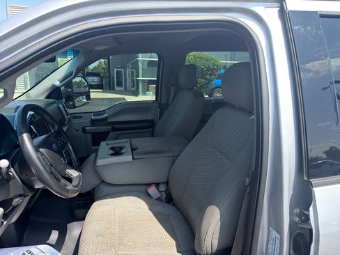 Used 2015 Ford F150 XLT w/ Equipment Group 302A Luxury AWD/4WD image 13