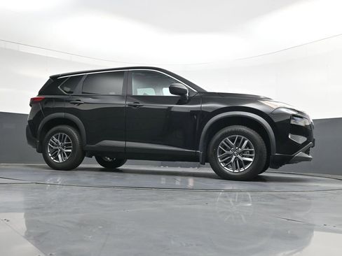 Used 2023 Nissan Rogue S FWD image 38