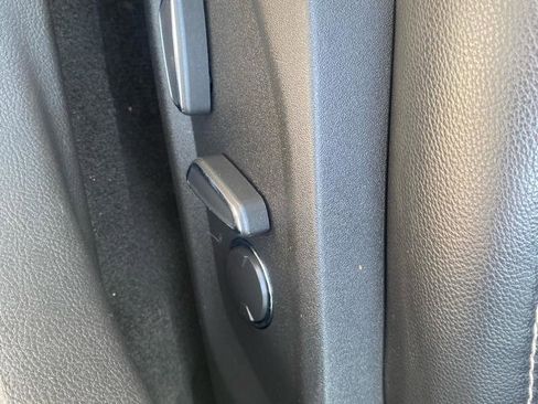 Used 2014 Ford Fusion SE w/ Equipment Group 202A FWD image 8