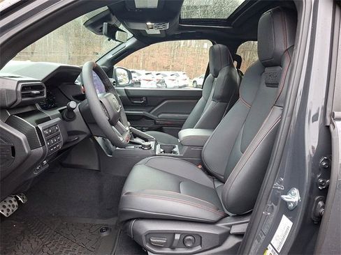 Used 2025 Toyota Tacoma TRD Pro image 13