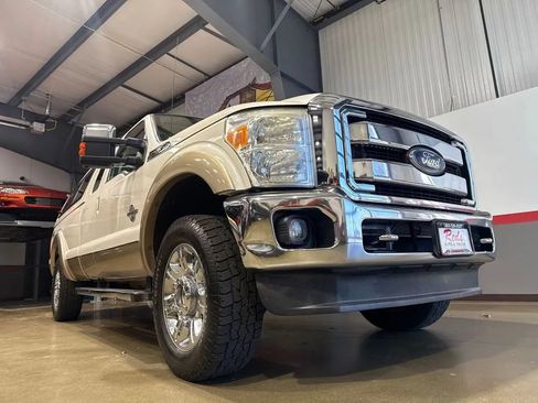 Used 2013 Ford F250 Lariat w/ Chrome Pkg AWD/4WD image 54