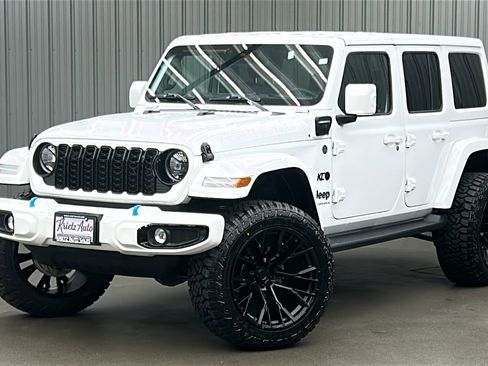 Used 2024 Jeep Wrangler High Altitude image 1