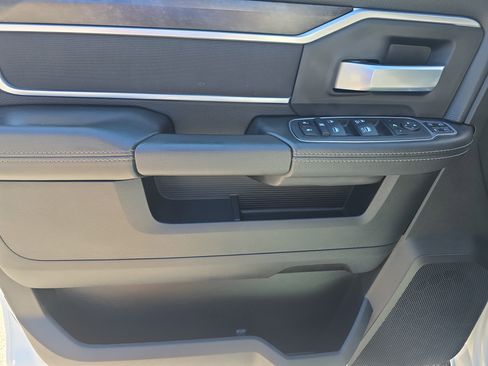 Used 2024 RAM 2500 Big Horn image 19